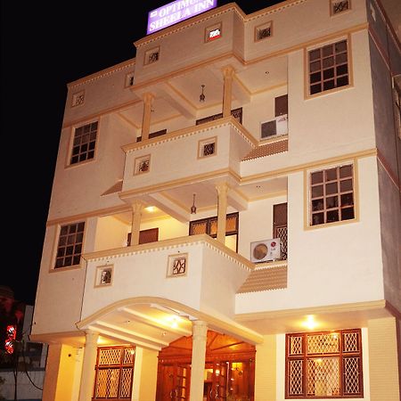 Hotel Sheela, 100m from Taj Mahal Agra  Exteriör bild